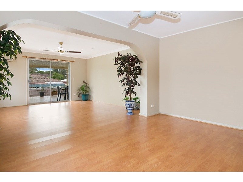 12 Castlecor St, Ferny Grove QLD 4055