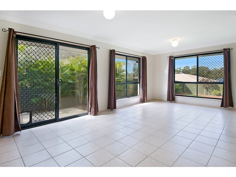 14 Kookaburra Ct, Loganlea QLD 4131