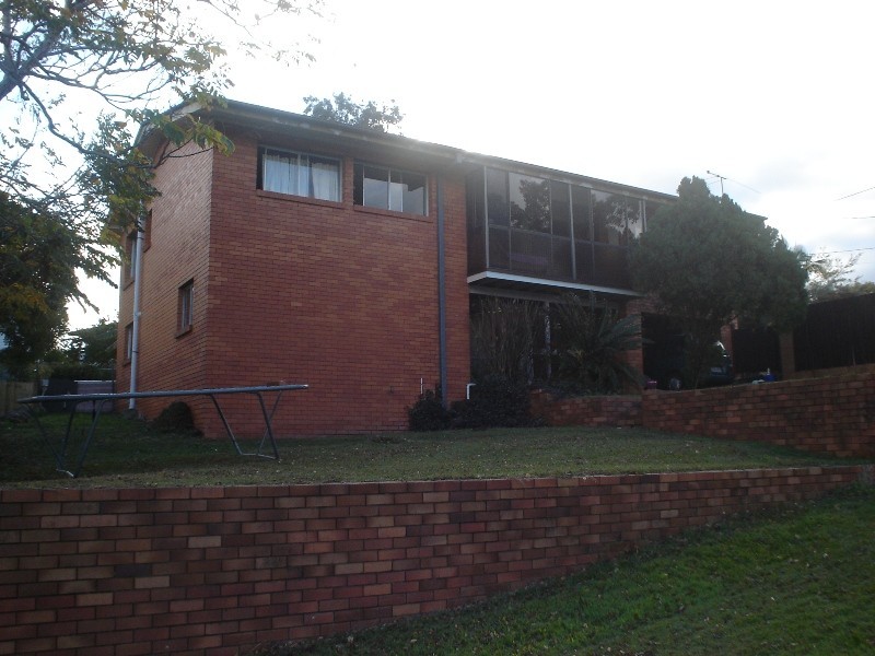 6 Pathara Cres, Ferny Hills QLD 4055