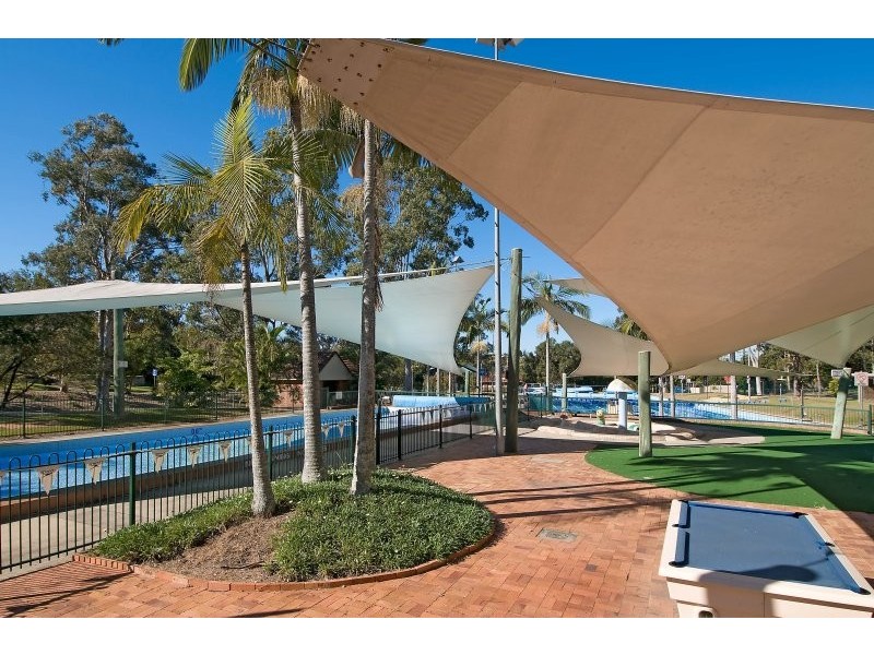 6 Pathara Cres, Ferny Hills QLD 4055