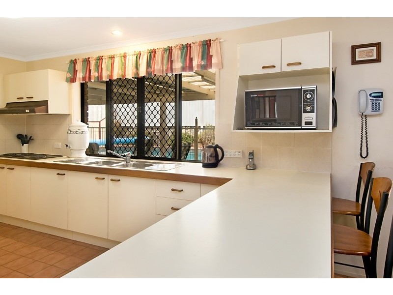 4 Glenlea St, Keperra QLD 4054