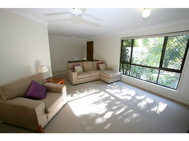 42 Glengarry Rd, Keperra QLD 4054