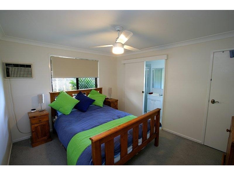 42 Glengarry Rd, Keperra QLD 4054