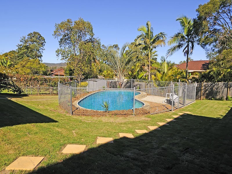 12 Coleraine St, Ferny Grove QLD 4055