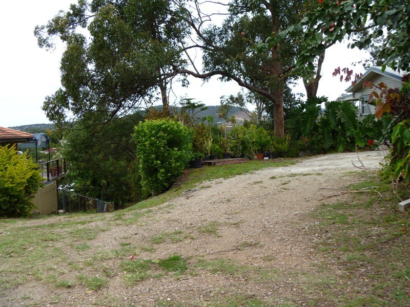 87 Plucks Rd, Arana Hills QLD 4054