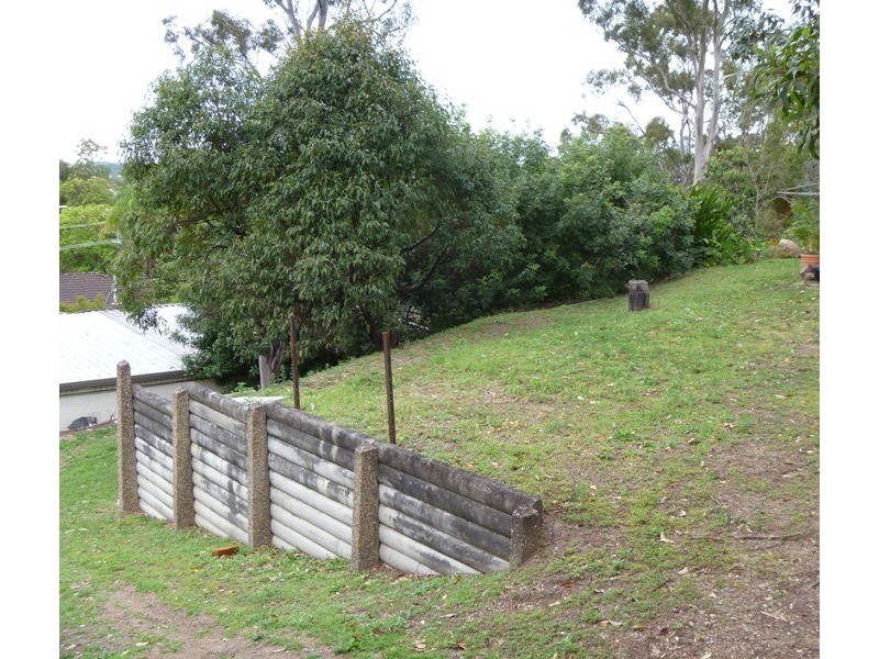 87 Plucks Rd, Arana Hills QLD 4054