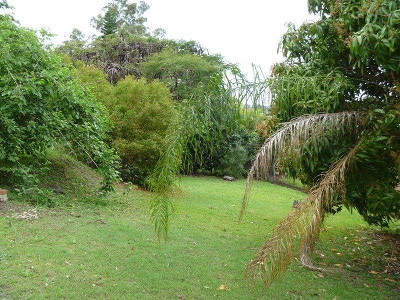 87 Plucks Rd, Arana Hills QLD 4054