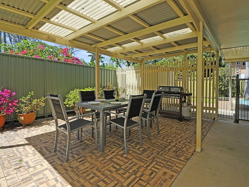 16 Virae St, The Gap QLD 4061