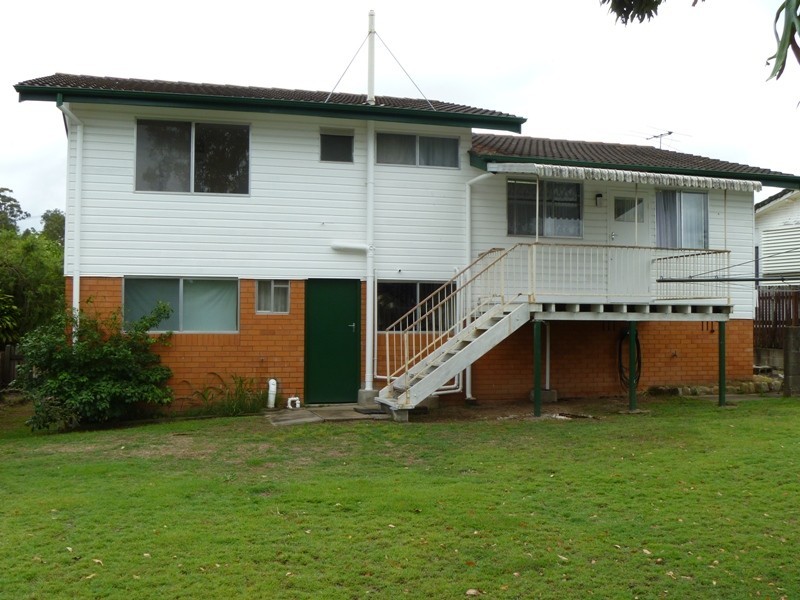 13 Arilpa Cres, Ferny Hills QLD 4055