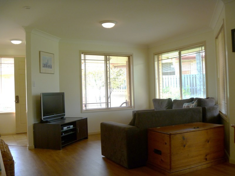 8/24 Glengarry Rd, Keperra QLD 4054