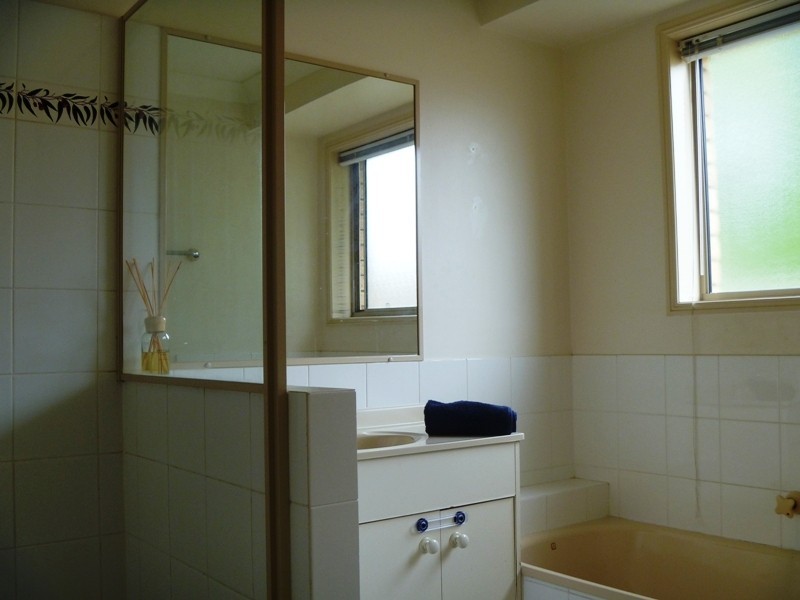 8/24 Glengarry Rd, Keperra QLD 4054