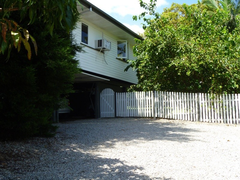 29 Dunbil Ave, Ferny Hills QLD 4055