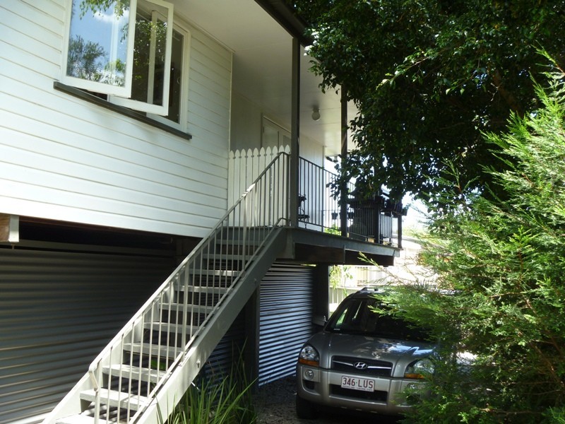 29 Dunbil Ave, Ferny Hills QLD 4055