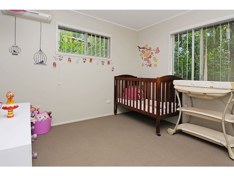 1123 South Pine Rd, Arana Hills QLD 4054