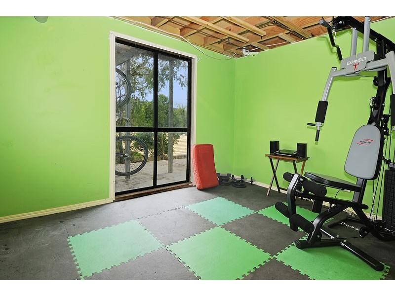 16 Emuglen Place, Ferny Grove QLD 4055