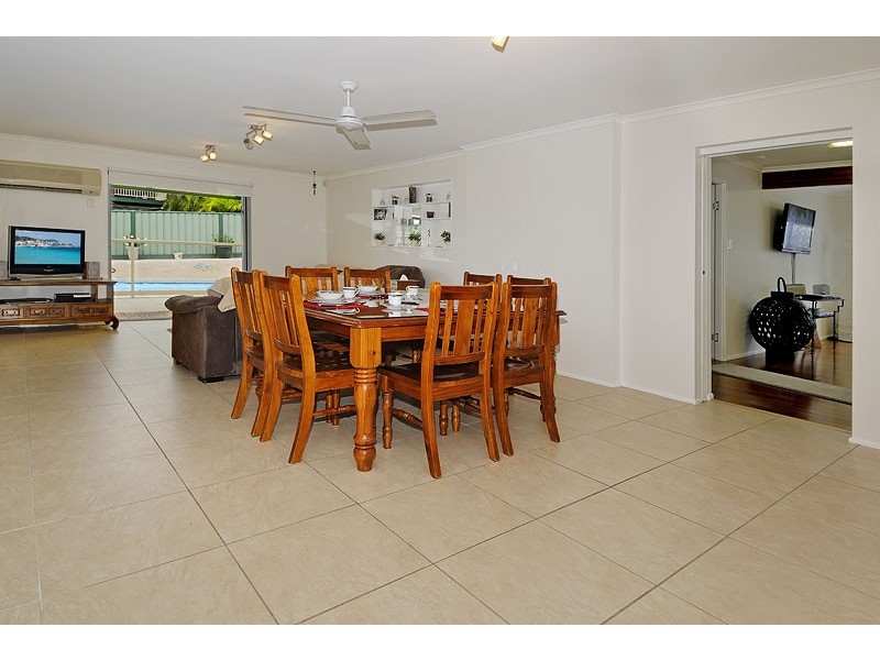 79 Lislane St, Ferny Grove QLD 4055