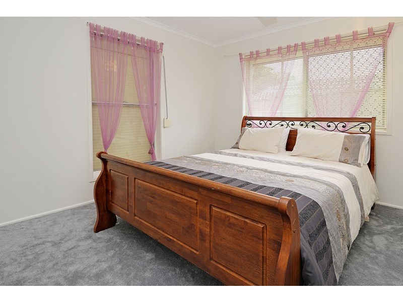 79 Lislane St, Ferny Grove QLD 4055