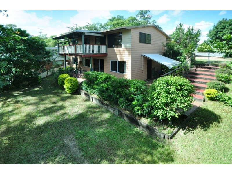 144 Plucks Rd, Arana Hills QLD 4054