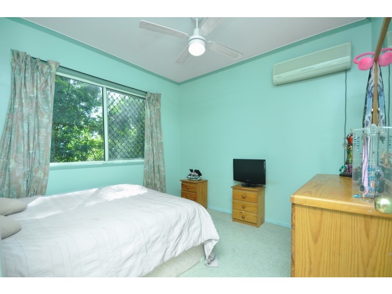 144 Plucks Rd, Arana Hills QLD 4054