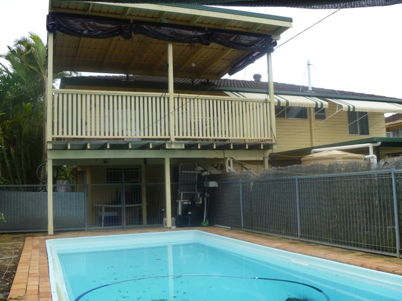 8 Jade St, Albany Creek QLD 4035