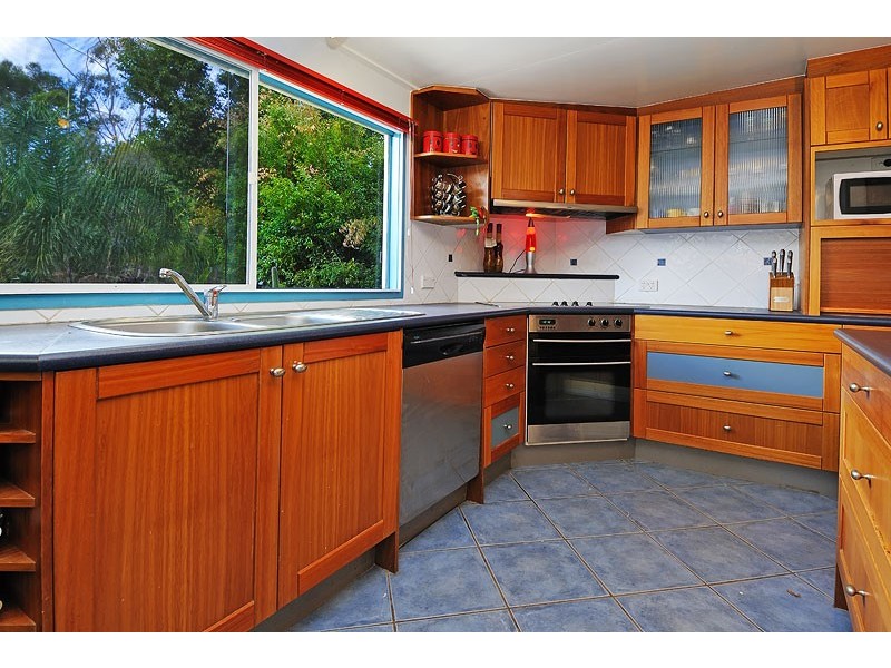 14 Cawdor St, Arana Hills QLD 4054