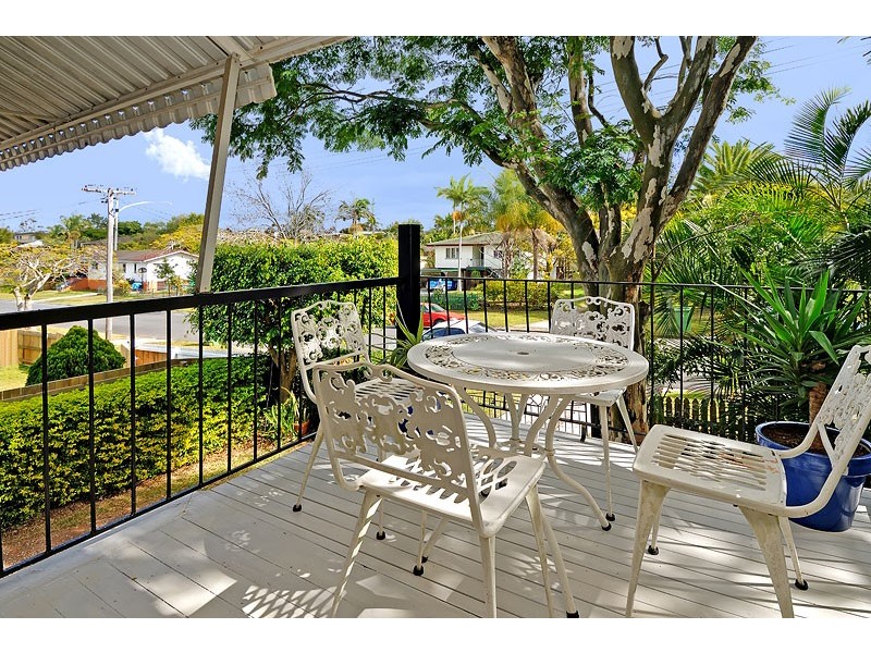 14 Cawdor St, Arana Hills QLD 4054