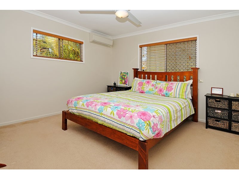 3 Narwin Grove, Ferny Hills QLD 4055