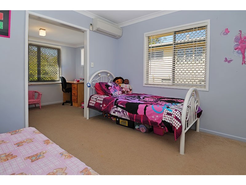 3 Narwin Grove, Ferny Hills QLD 4055