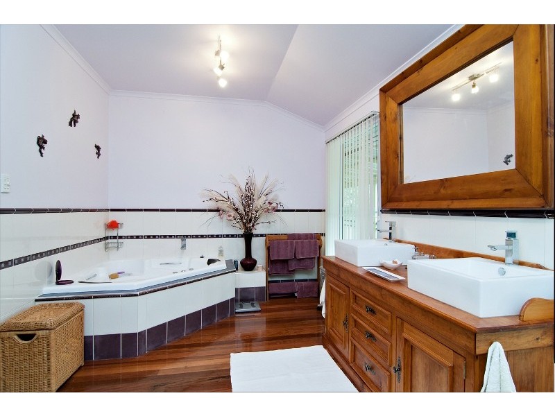 486 Cedar Creek Rd, Cedar Creek QLD 4520