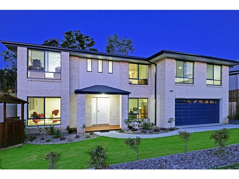 8 Highbury Place, Upper Kedron QLD 4055