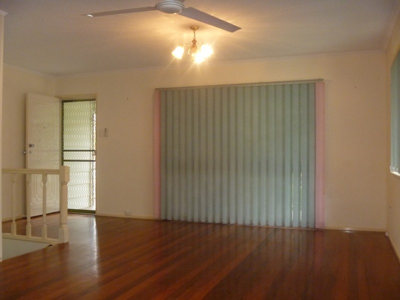 23 Eurobin Cres, Ferny Hills QLD 4055