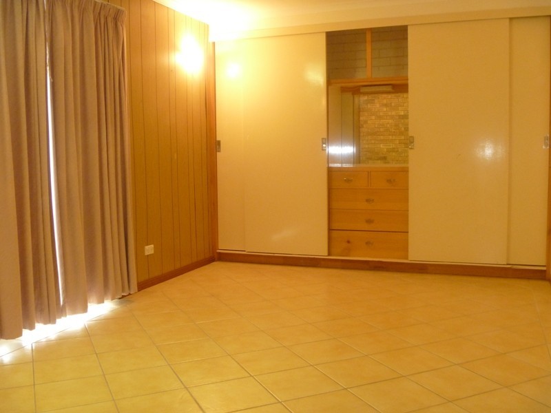 23 Eurobin Cres, Ferny Hills QLD 4055