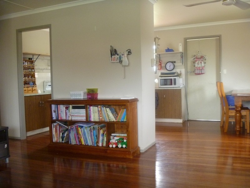 14 Selby Street, Kallangur QLD 4503