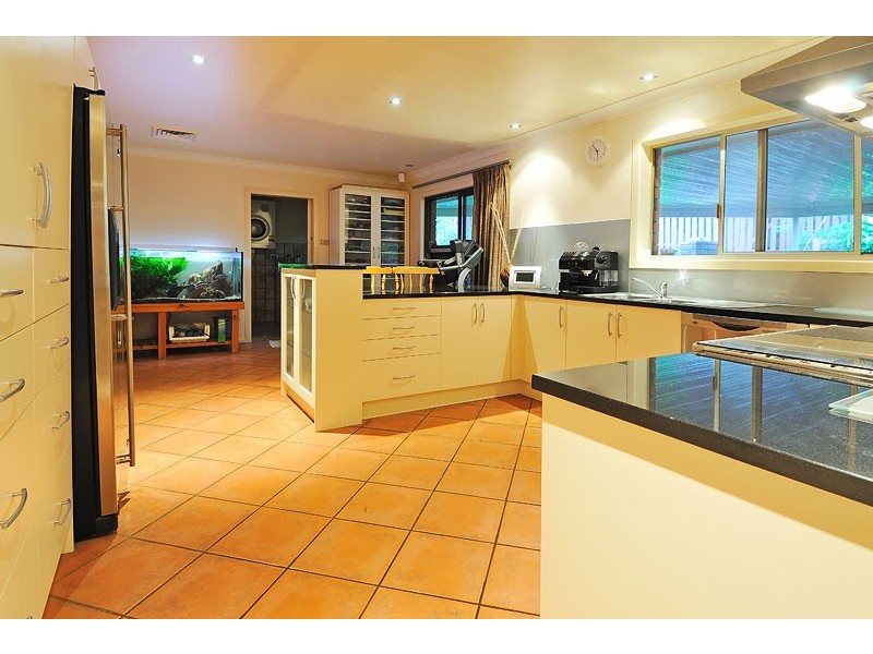 4 Ballinderry Street, Everton Park QLD 4053