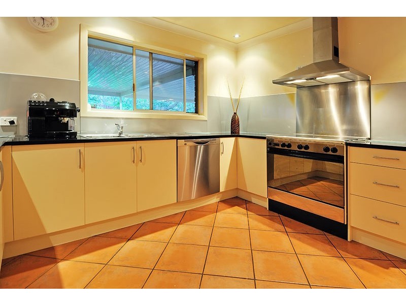 4 Ballinderry Street, Everton Park QLD 4053