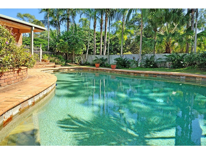 43 Tetragona Drive, Arana Hills QLD 4054