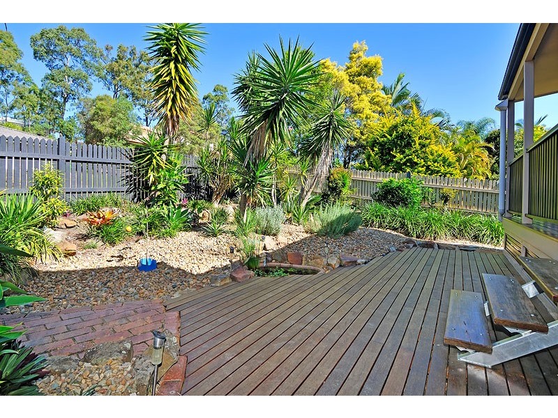 Arana Hills QLD 4054