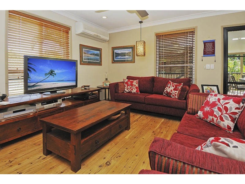 Arana Hills QLD 4054