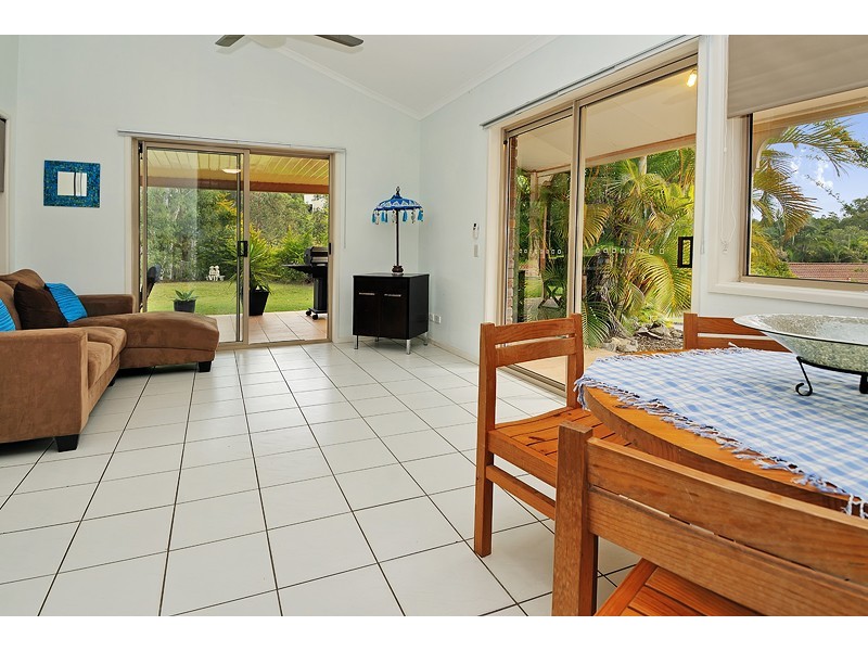 15 Leatherwood Drive, Arana Hills QLD 4054