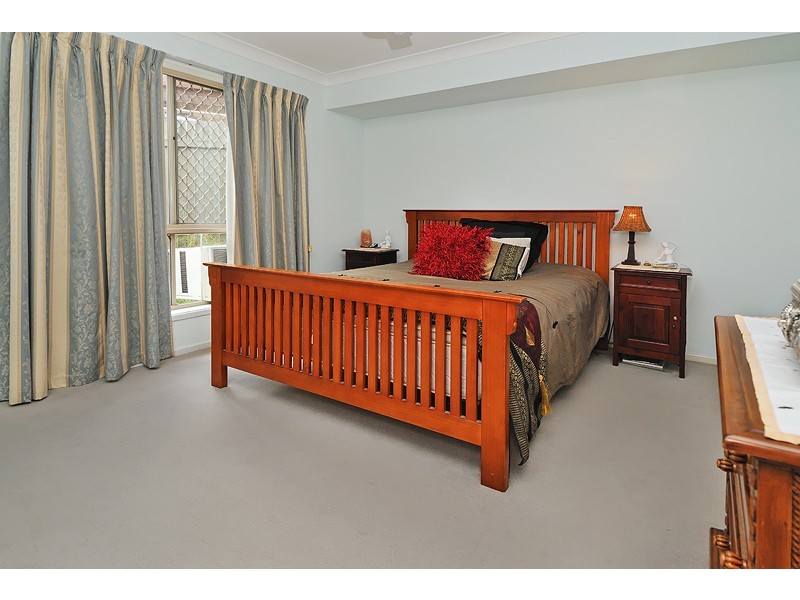 15 Leatherwood Drive, Arana Hills QLD 4054