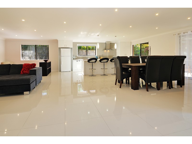16 Palall Crescent, Ferny Hills QLD 4055