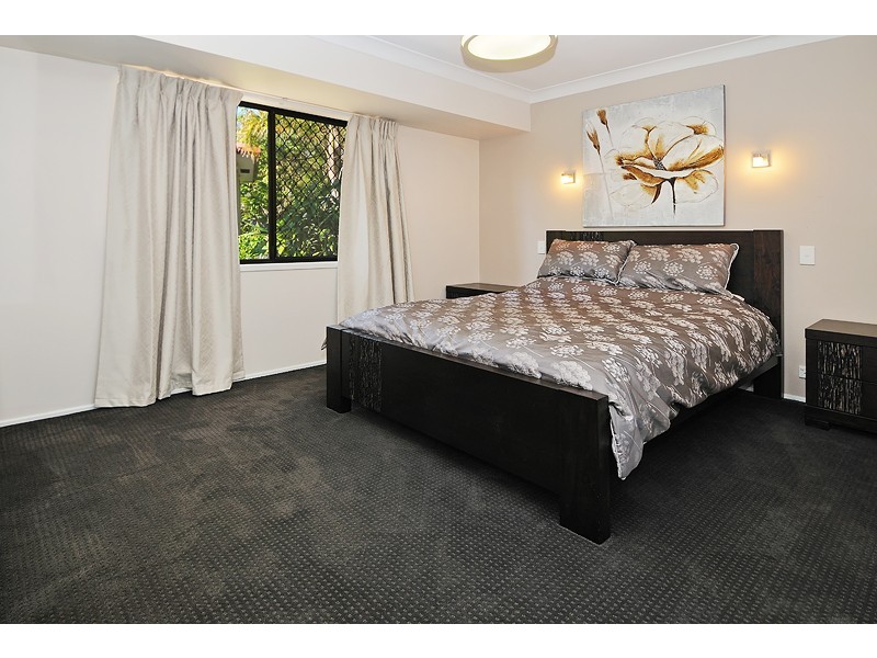16 Palall Crescent, Ferny Hills QLD 4055