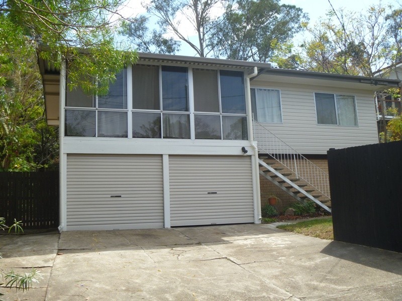 134 Patricks Rd, Arana Hills QLD 4054
