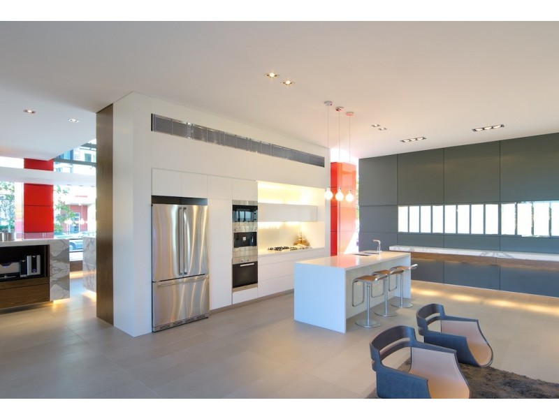 T2-507/21 Elizabeth Avenue, Broadbeach QLD 4218