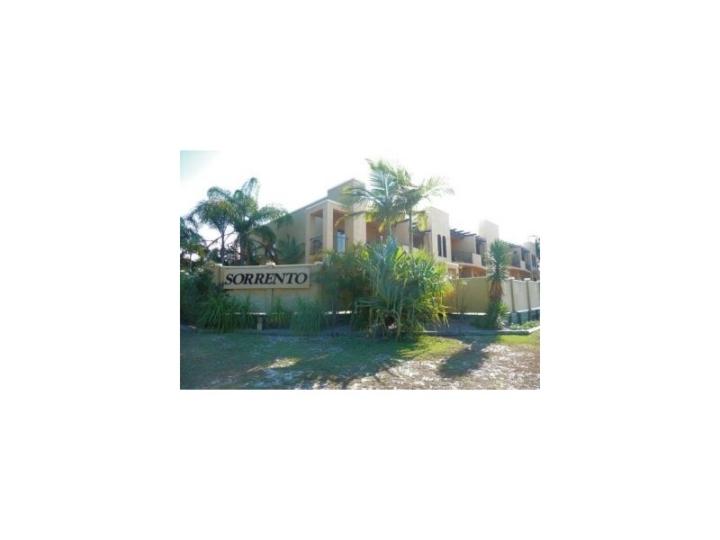 3/50 Rainbow Beach Road, Rainbow Beach QLD 4581