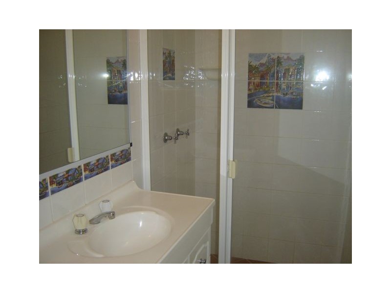 2 Rumbalara Avenue, Rainbow Beach QLD 4581