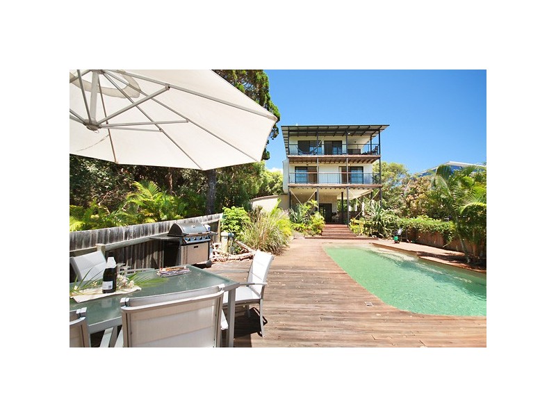 20 Belle Court, Rainbow Beach QLD 4581