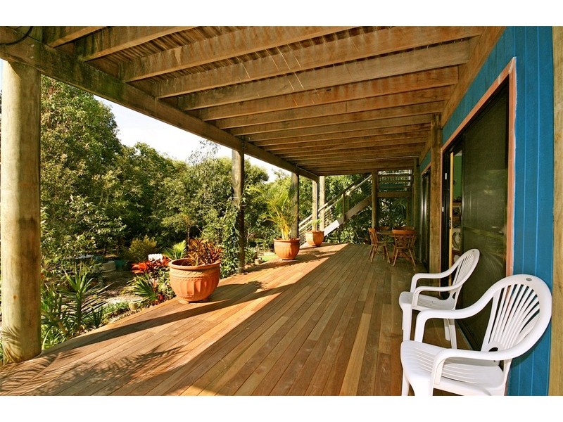 25 Naiad Court, Rainbow Beach QLD 4581