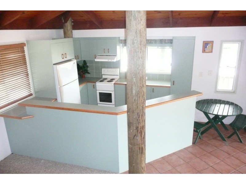 10 Bombala Crescent, Rainbow Beach QLD 4581