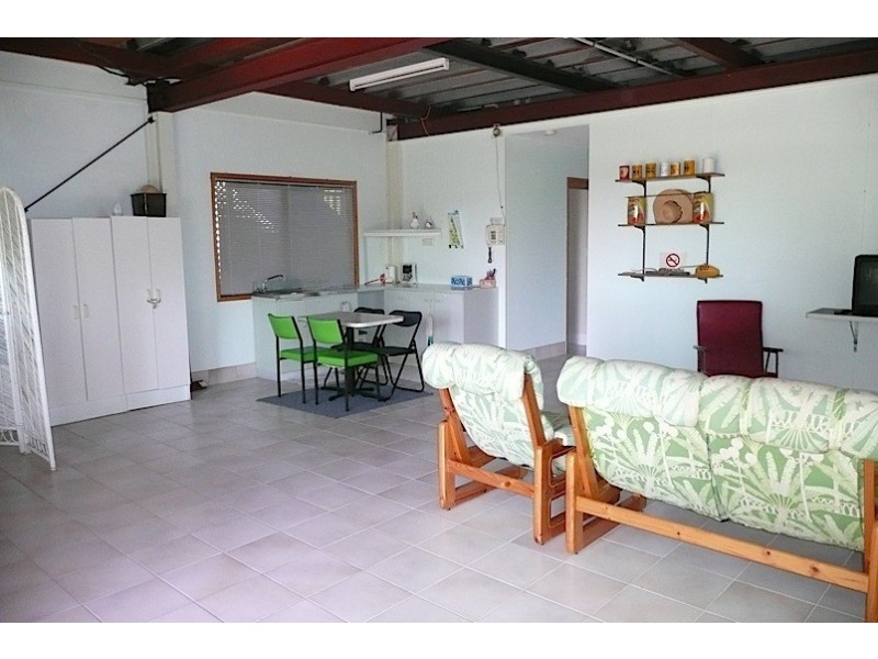 19 Bombala Crescent, Rainbow Beach QLD 4581